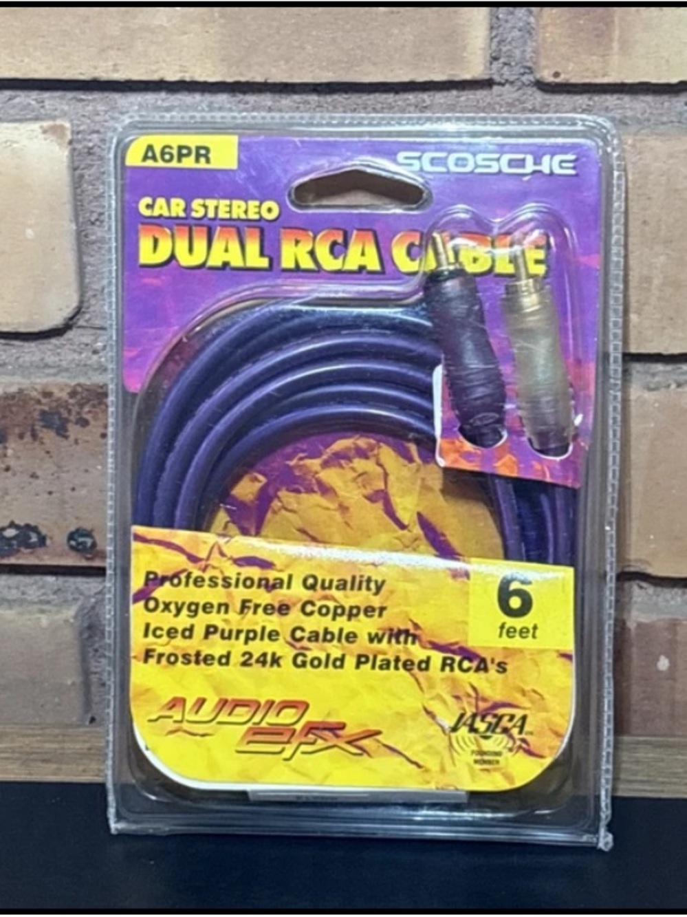 SCOSCHE car Iced Purple 6 Ft  frosted 24K gold plated RCA's pro quality A6PR